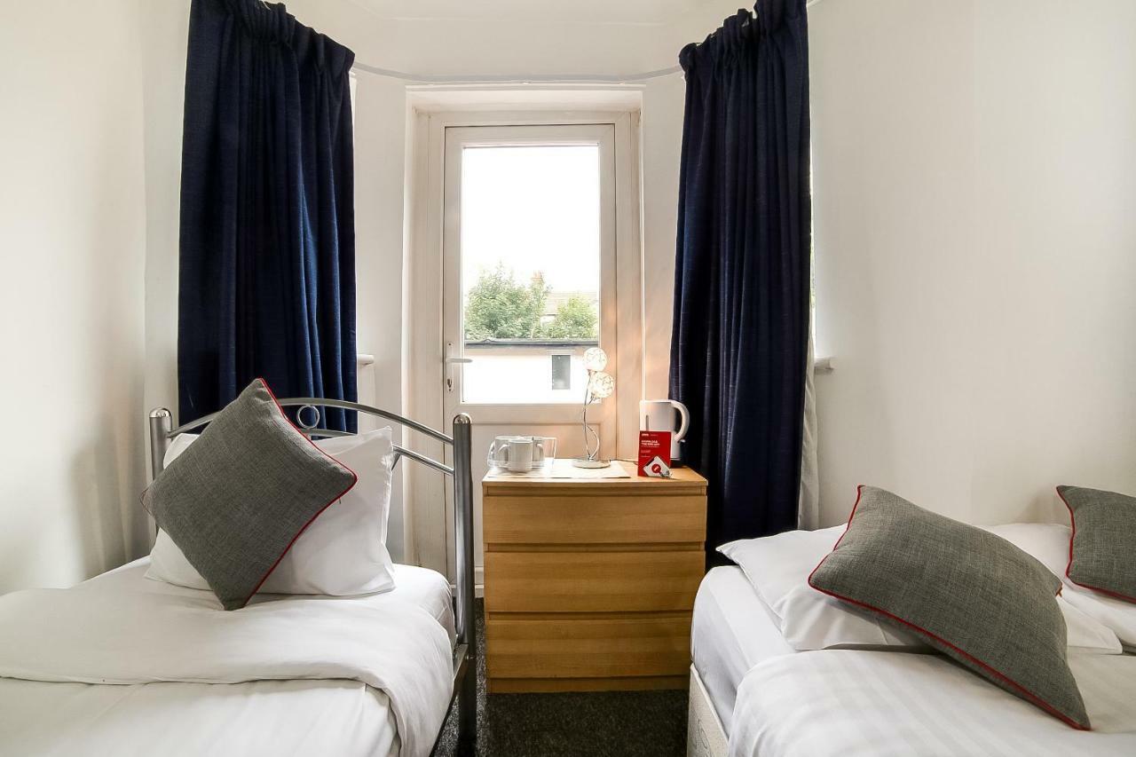 Stratford Hotel ลอนดอน ภายนอก รูปภาพ